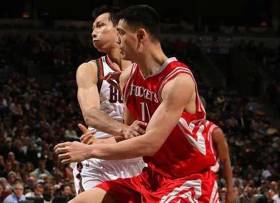 易建联NBA砍下最高分29分,那是对哪支球队取得的?