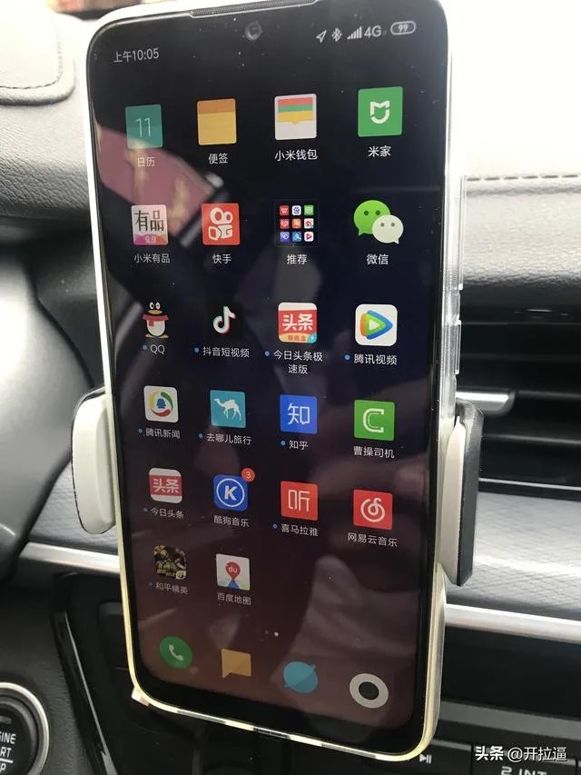 看完发布会大家有没有同感：iPhone自己淘汰了自己？