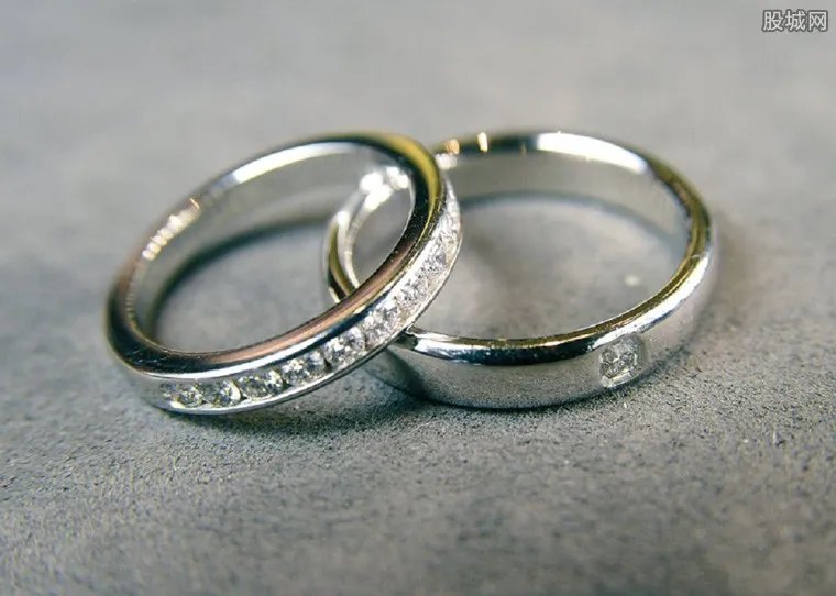 2.1克拉钻戒多少钱 主打轻奢风还是比较便宜的！