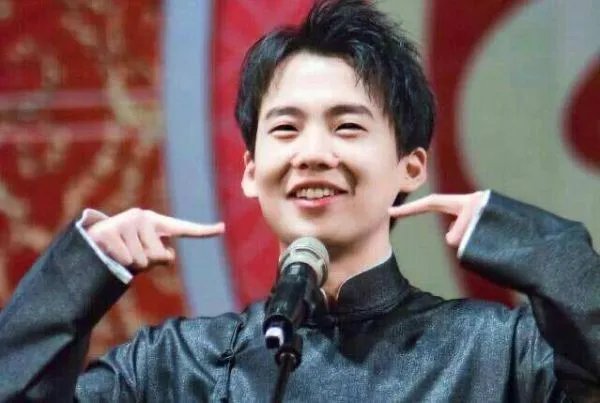 大张伟说郭麒麟当艺人可惜了，他的文凭有多高？