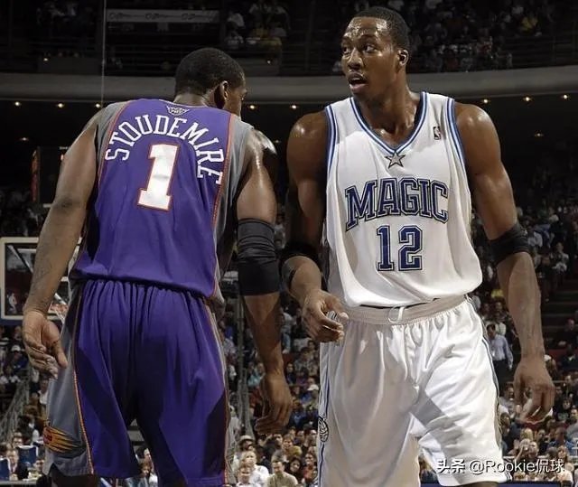 抢走姚明最佳新秀的小斯加盟福建男篮，他能和王哲林联手拿下总冠军吗？