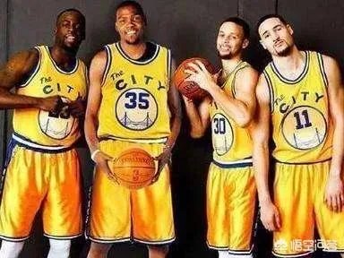 勇士遭遇四连败，到底出了什么问题？