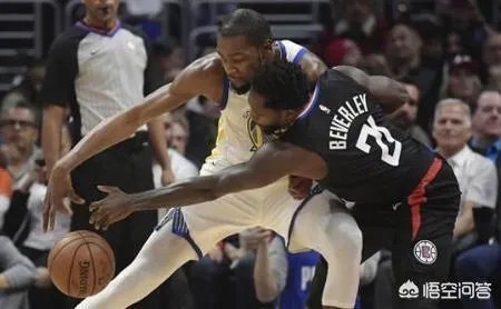 系列赛首战，贝弗利和杜兰特双双被罚出场，你怎么看？