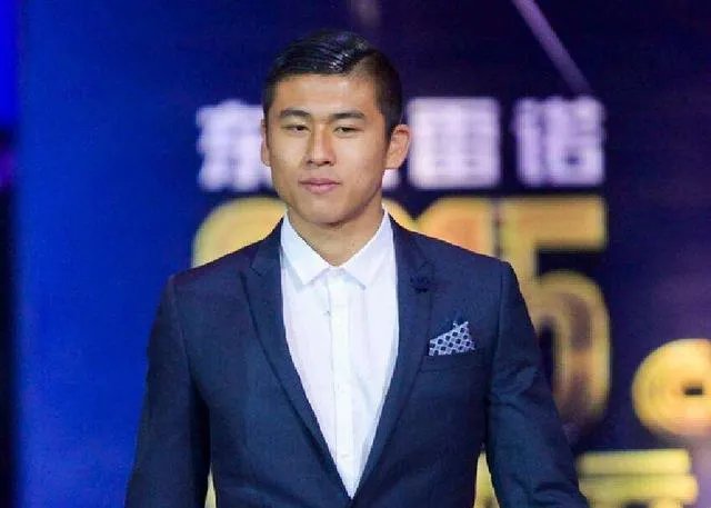 国足里面哪位最帅？