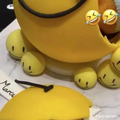 张柏芝为小儿子庆生,小王子近照是不是太像妈妈了?