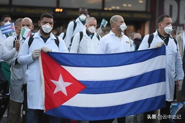 为什么美国确诊10万死了1700人，意大利8.6万死亡9100？