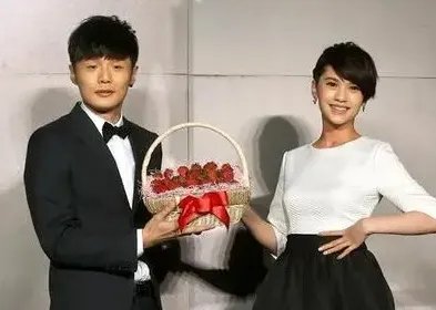 李荣浩怼造谣者胡扯，他和杨丞琳的感情有多好？