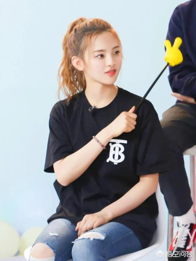 杨超越语录，杨超越说过哪些正能量、感人的、有趣的句子？