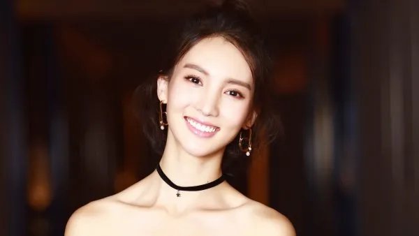 金晨工作室发出声明辟谣与贾乃亮恋情，关于金晨的绯闻为何一直不断？