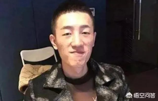 LOL一哥“蛋糕”回归，PDD怒刷礼物依旧“人气低迷”，技术差了还是另有原因？