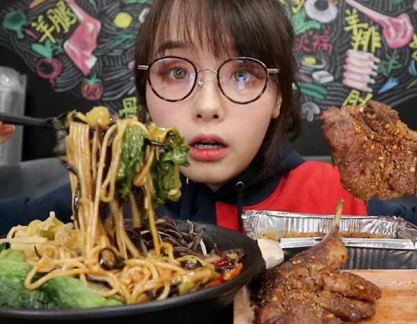 央视批大胃王吃播,具体是什么情况?