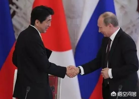 1月20日，安倍前往莫斯科，继续向普京要岛，是不是又是自寻烦恼之旅？