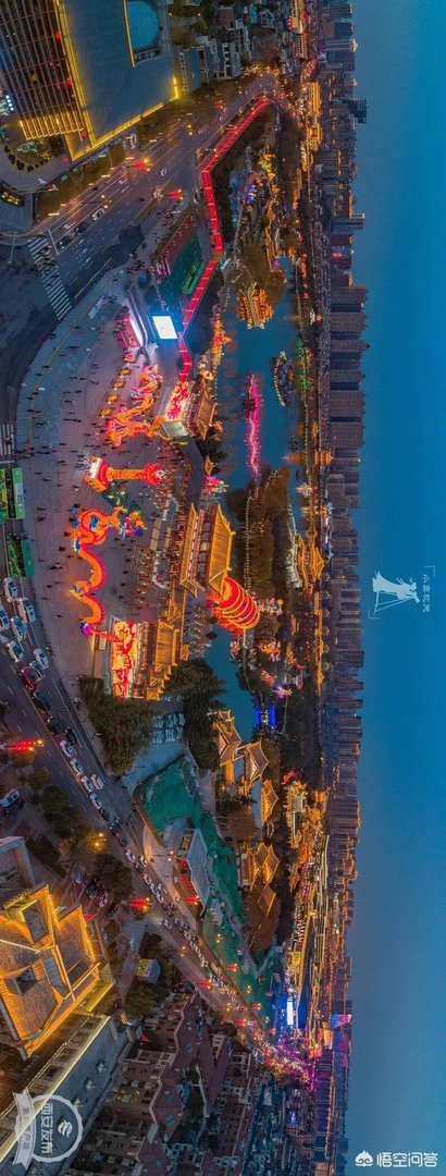 故宫首次晚间开放，你觉得是故宫的灯光秀漂亮，还是西安大唐不夜城漂亮？