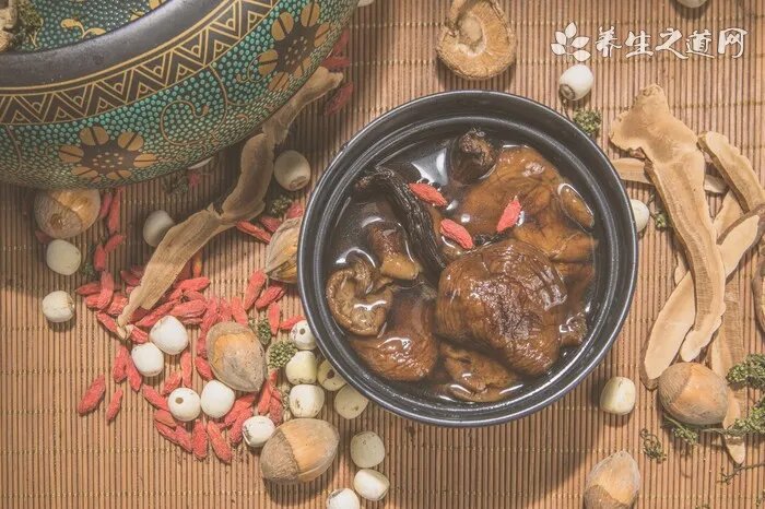 秋季养生药膳食谱有哪些