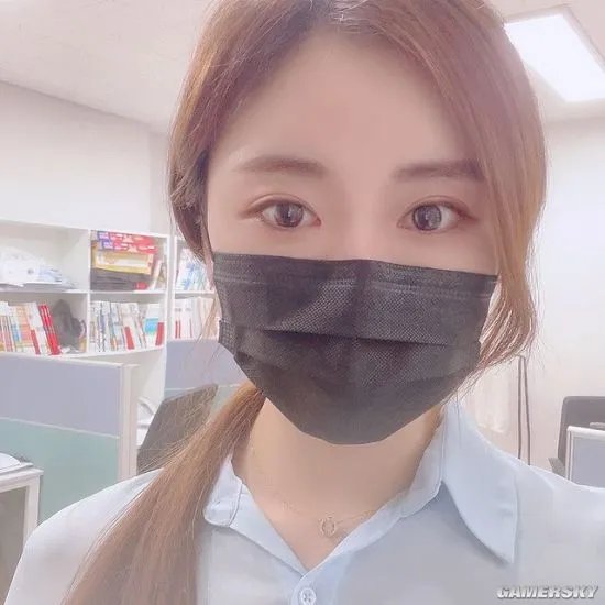 韩国女数学老师走红 网友：老师我想学数学