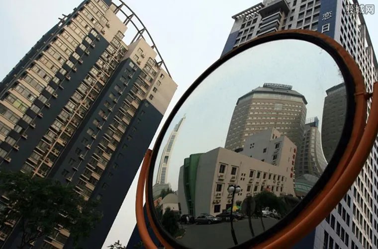 12家房地产被查 严打房地产乱象整治加码