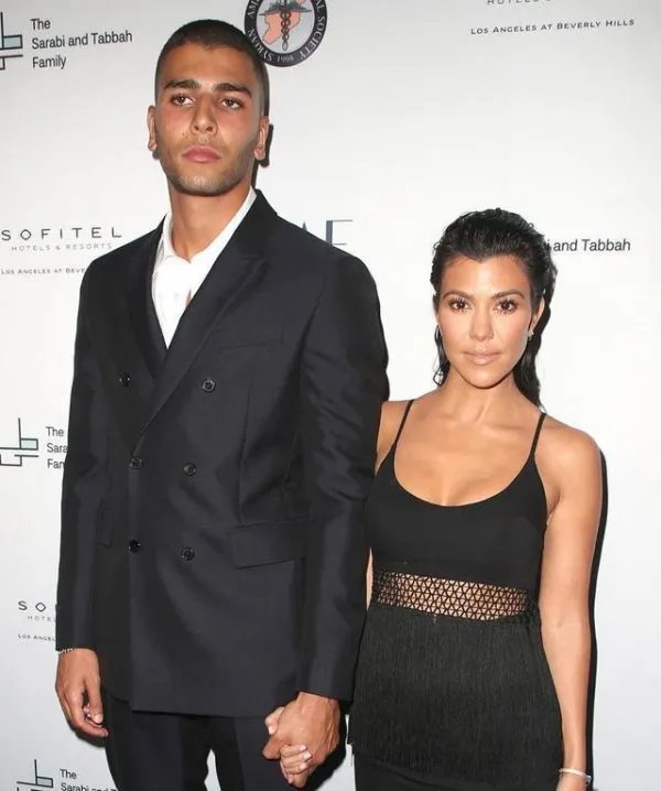 卡戴珊雷吉录像回放