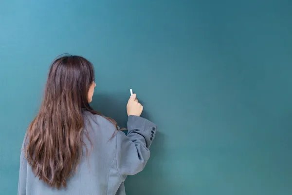 张雨绮原名曝光，为何将张爽改名为张雨绮？