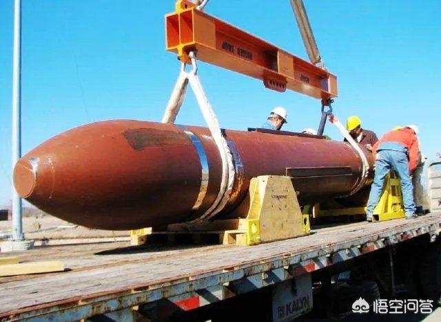 美研制巨型钻地弹能钻多深