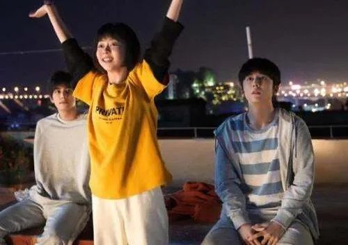 谭松韵宋威龙吻戏被围观，演员之间会不会尴尬？