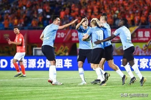 崔康熙结束了中超的梦幻之旅，贝尼特斯来了，大连一方能消停吗？