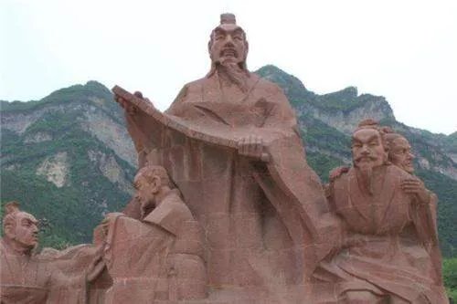 介子推以忠孝文明为纪念他而得名的地方是哪里？