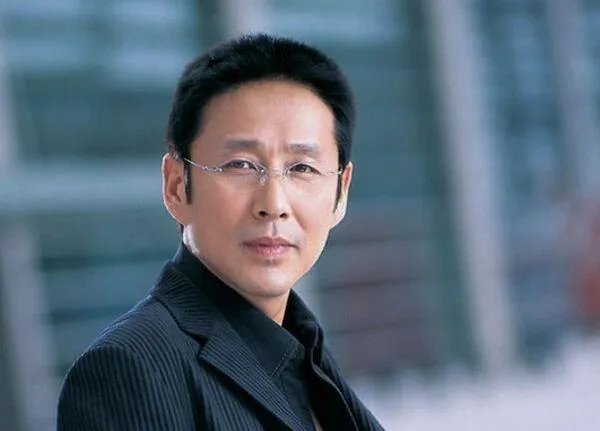 为何陈道明在演艺圈可以有如此高的地位？