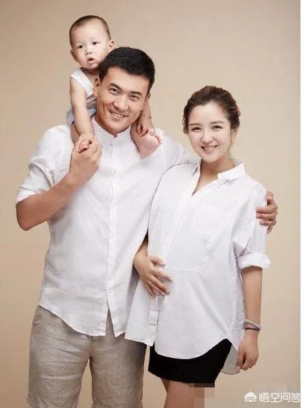 何洁生三胎，女儿夫妻是刁磊，难道当年赫子铭说的是真的？