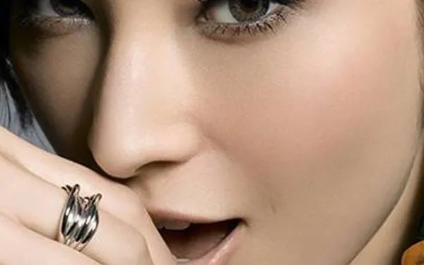 假体隆鼻大概要多少钱呢