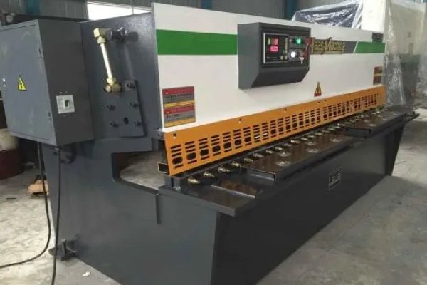 剪板机选哪家呢