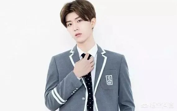 为什么范丞丞的性格不像姐姐范冰冰那样霸气侧漏，反而格外内敛敏感呢？