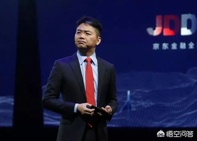 网曝刘强东、章泽天伦敦街头甜蜜搂腰，你怎么看？