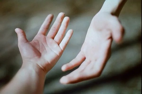 挽回一个男人的心技巧