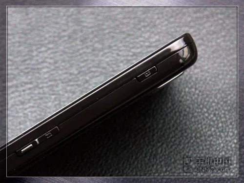 触控/影音全升级 三星WM旗舰i8000评测