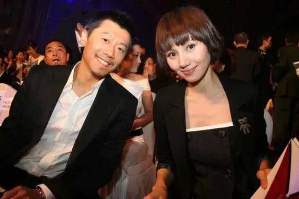 卓伟是谁啊,为什么他有娱乐圈那么多的爆料?