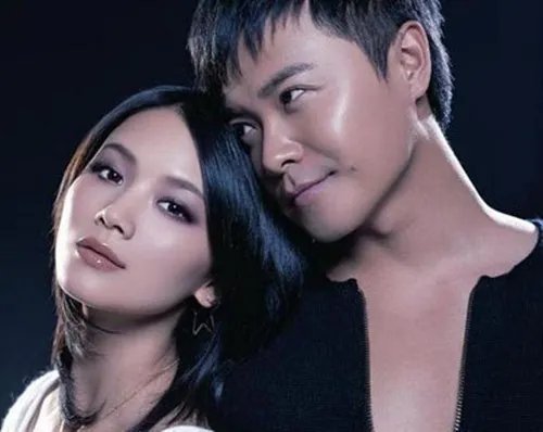 曝曹曦文和陈思成分手  昔日情侣今异路真相