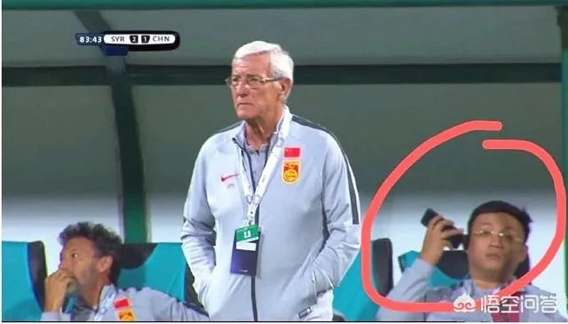 半路撂摊子,合同未履行完,里皮主动辞职,他要不要赔偿足协违约金呢?