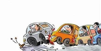 河北一女司机撞人后“用脚刹车”，她是怎么考过驾照的？