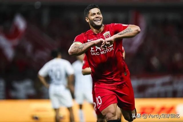 武磊整个赛季联赛只进了一球却多次失单刀还能得到新教练重用吗？