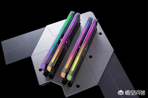 ZADAK是什么品牌？新发布的SPARK RGB DDR4内存怎么样？