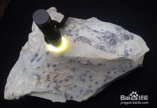 如何鉴别罗甸玉石原石