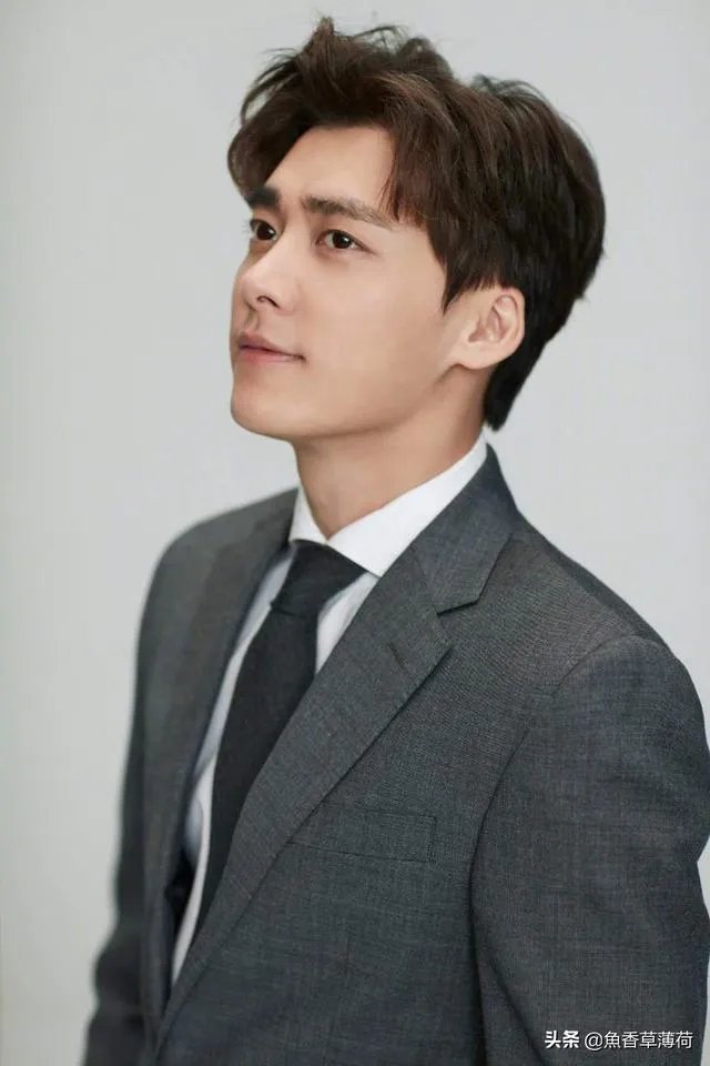 最近热播的《我在北京等你》电视剧，你觉得李易峰的演技如何？