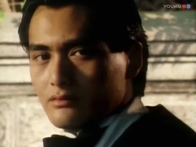 你觉得哪部港剧可以封为神作？为什么？