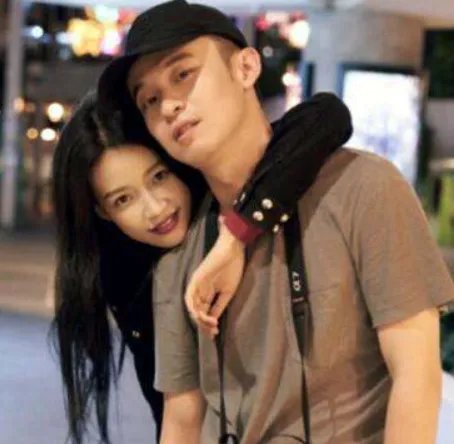 王俊凯被董子健和孙怡喂了一波狗粮，说说董子健孙怡是怎么走到一起的？