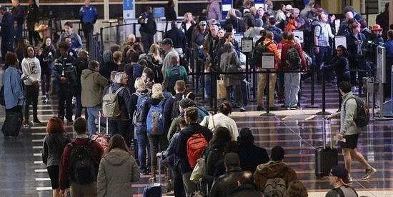 美国第一机场与中国第一机场对比，有何差距呢？