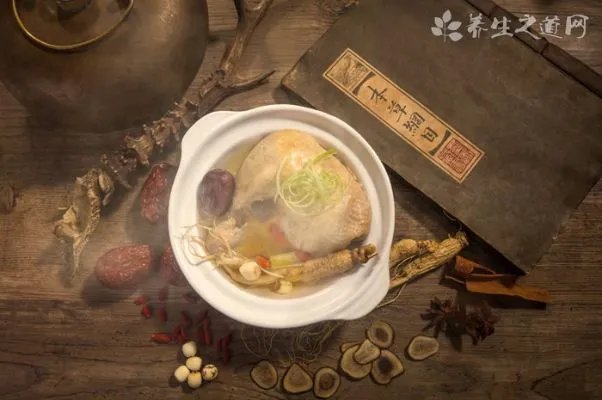 最适合冬季喝的养生粥