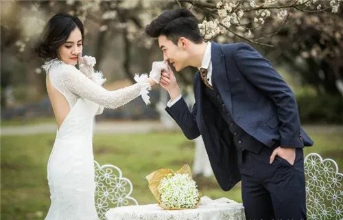 南京拍婚纱照多少钱 南京哪家婚纱店拍得好