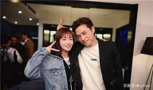 吴谨言和洪尧恋情曝光疑似同居，你觉得他们二人般配吗？