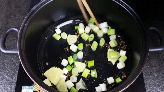 清炖草鱼的做法和步骤？