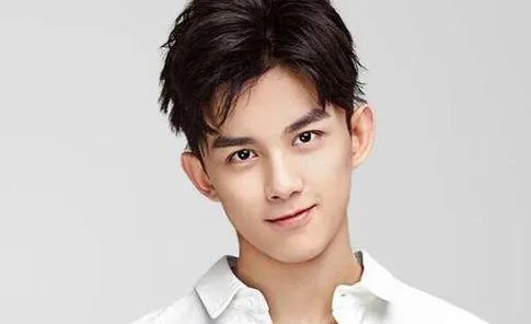 赵露思吴磊合作新剧!网友们如何看待两人合作?